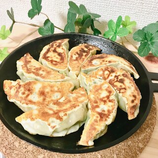 肉汁溢れる♪ジューシー餃子＊